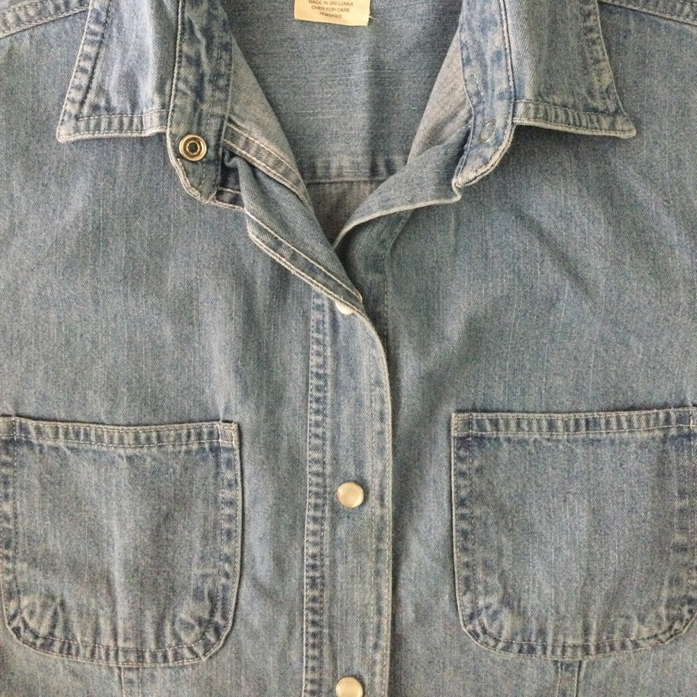 Old Navy denim button short sleeve top, size S - Picture 5 of 11